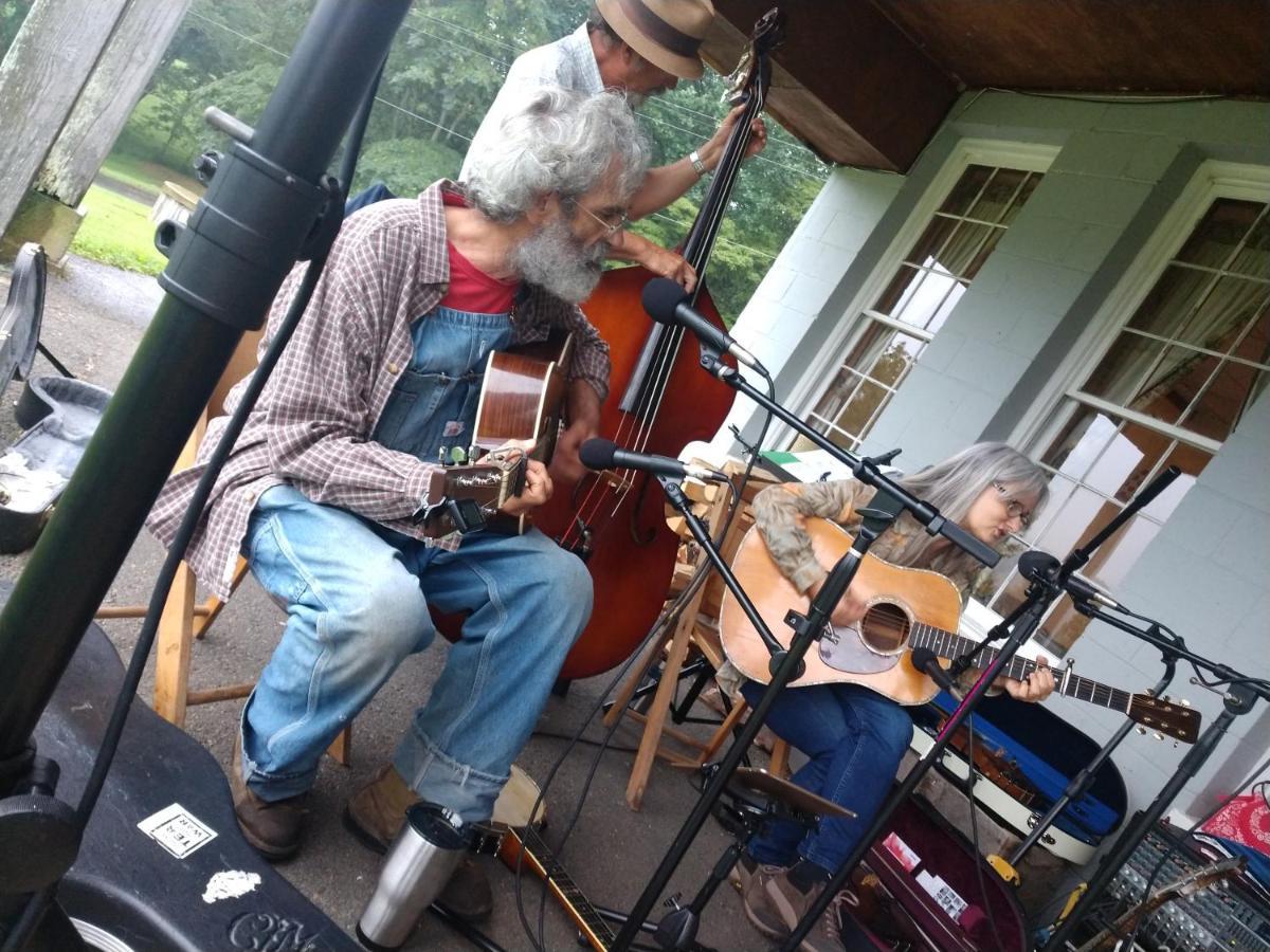 Graves Mountain Farm & * Syria