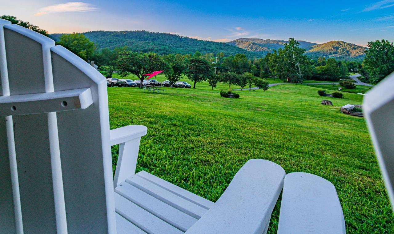 Graves Mountain Farm &