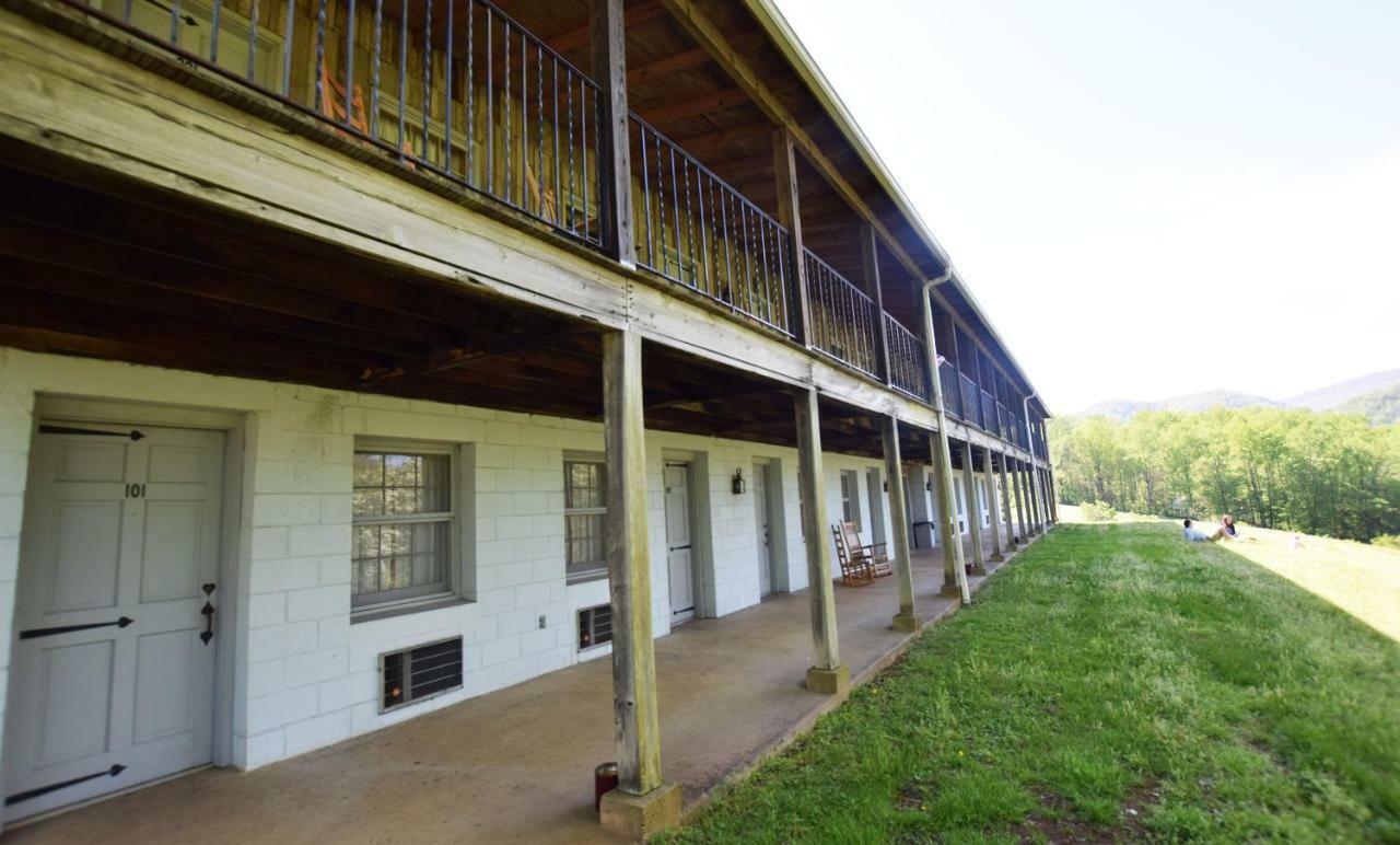 Graves Mountain Farm & Lodge